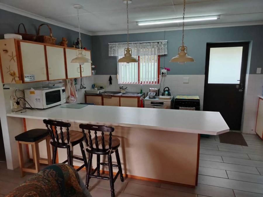 To Let 3 Bedroom Property for Rent in Stilbaai Wes Western Cape